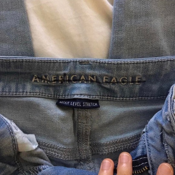 **SOLD American Eagle Outfitters Next Level Stretch high rise jeans size 2 short - Picture 4 of 4